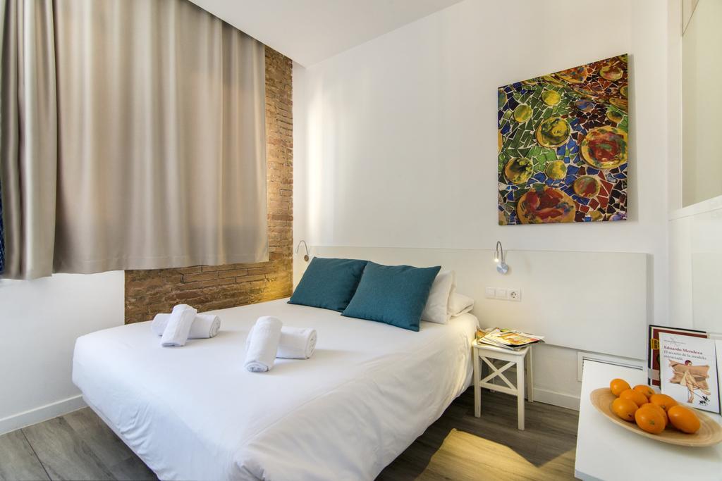 Happy People Sagrada Familia Apartments Barcelona Exterior foto
