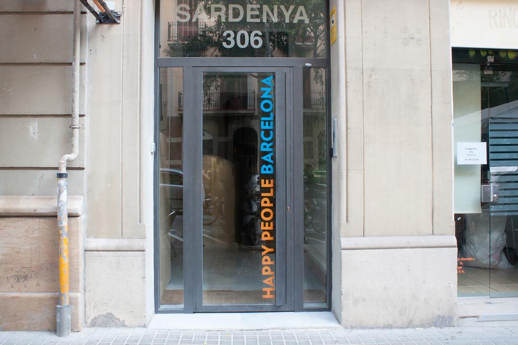 Happy People Sagrada Familia Apartments Barcelona Exterior foto