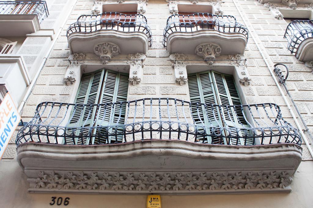 Happy People Sagrada Familia Apartments Barcelona Exterior foto